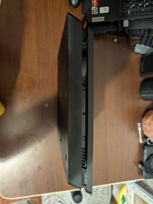 PlayStation 4 Slim 1TB