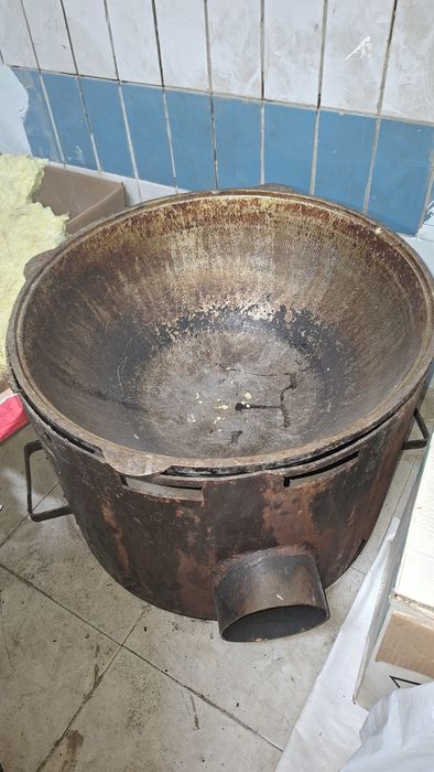Продам казаны с ошаком