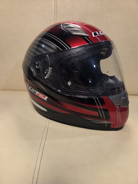 Каска за мотор LS2  размер S + сл. очила