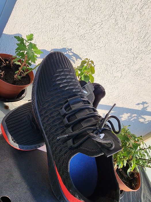 Vând Adidas nr. 43