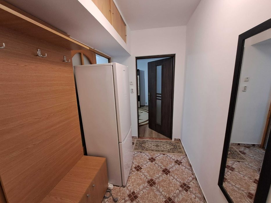 Persoana fizica închiriez apartament 2 camere G.Enescu