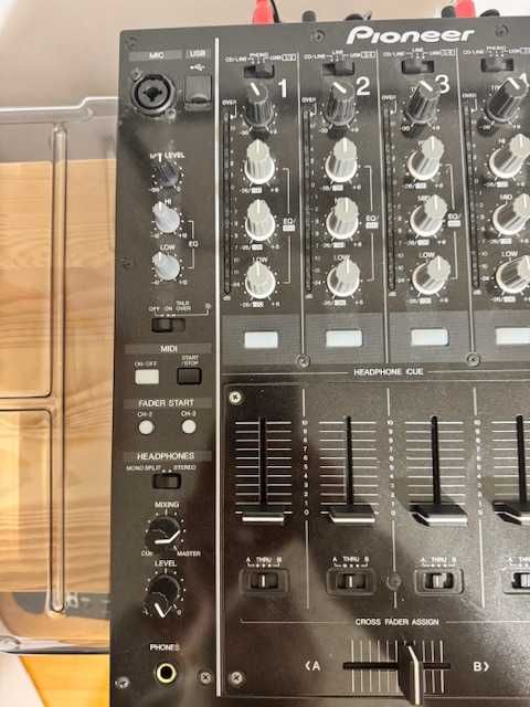 Vand Pioneer DJM-750