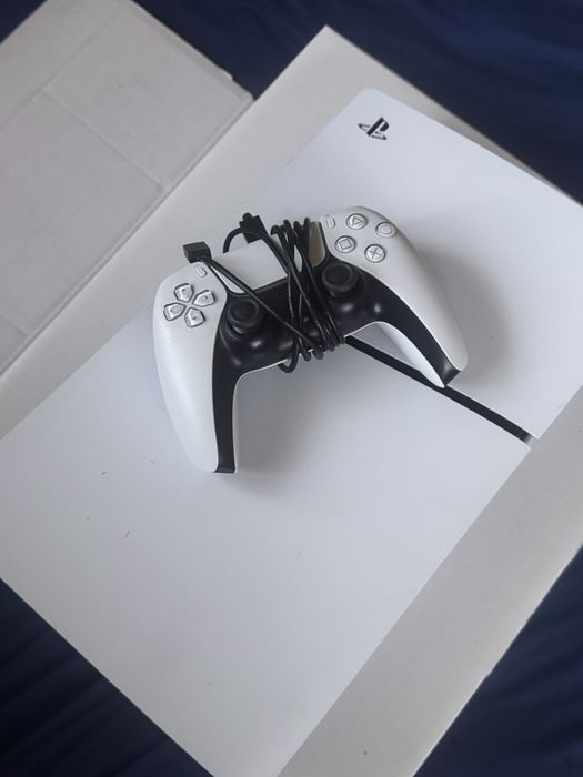 PlayStation5 slim  с дискозаписвачва и FC25