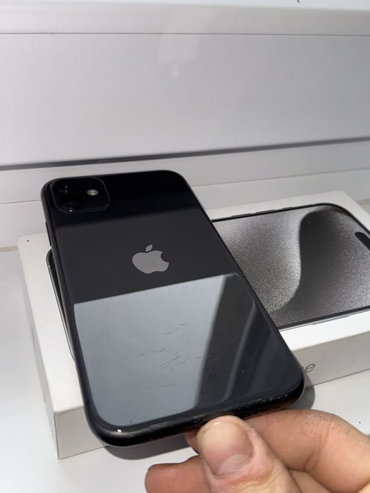 Vand iphone 11 mai multe detalii in privat