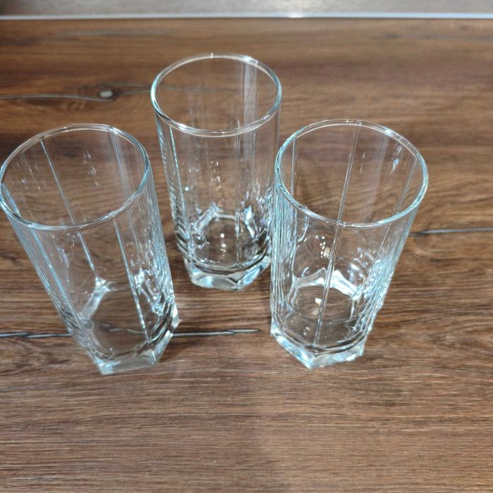 Стъклени водни чаши . 250 мл. - 11 броя