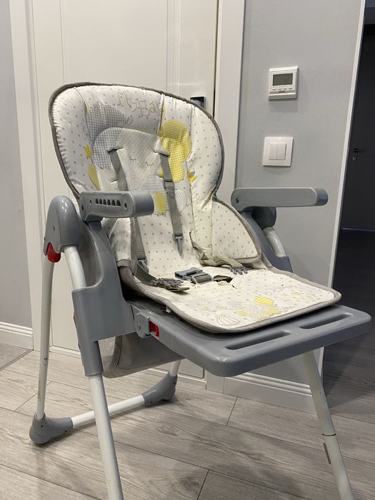 Пробаю детский стульчик для кормления (б/у)