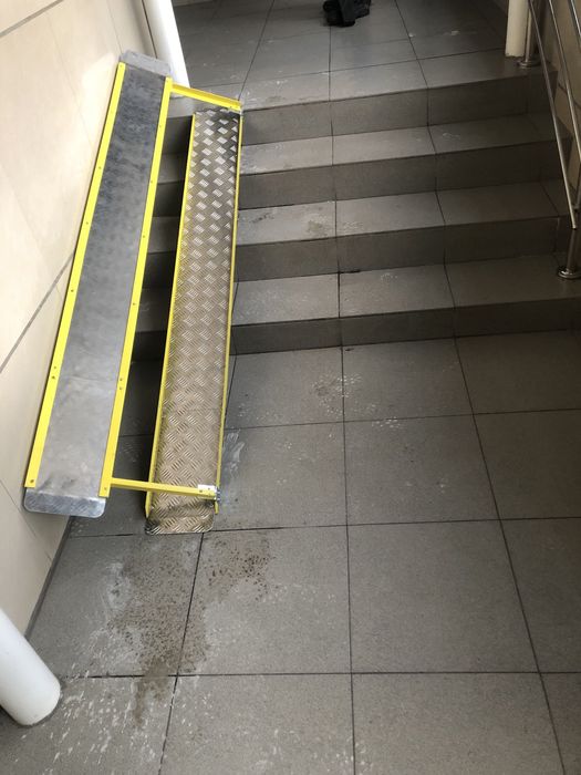 Тактильные плитки,пандусы