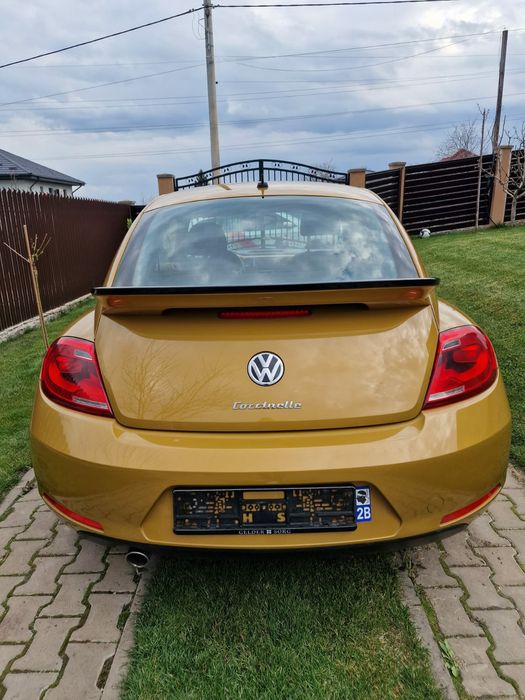 VW Beetle,  an 2016, 2l Diesel,  Manuala