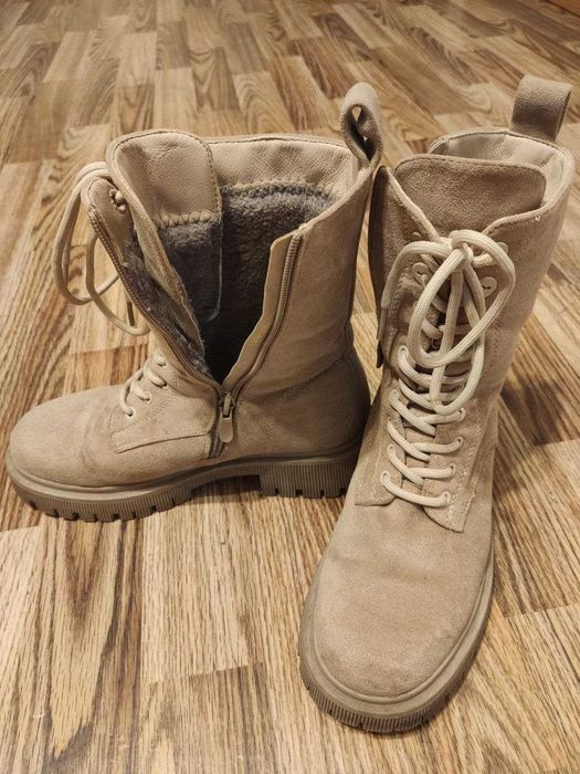 Ботинки замшевые