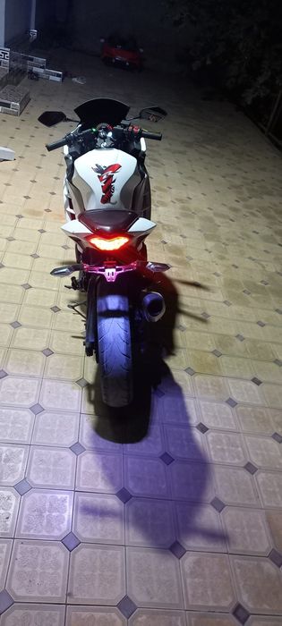 Kawasaki 400cc sotiladi sport