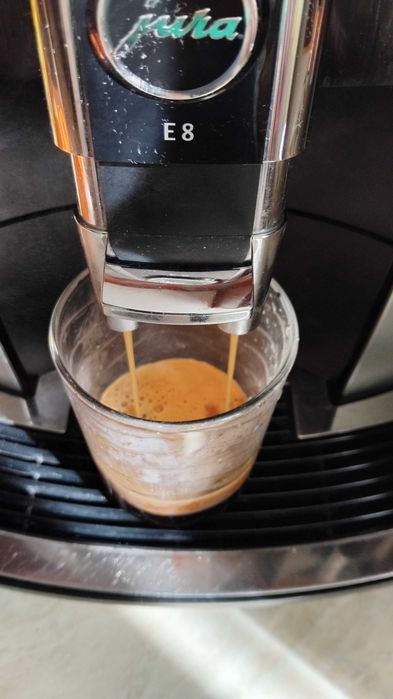 Кафеавтомат Jura E8