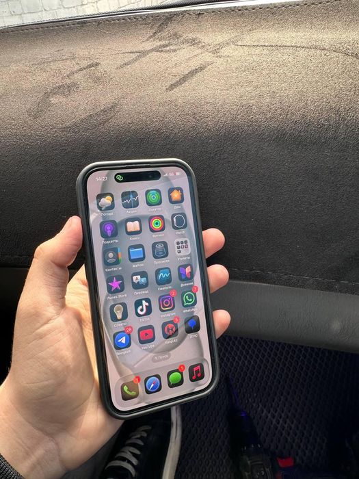 Продам iPhone 15