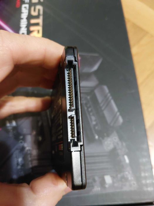 1TB SSD - SanDisk Ultra II , Samsung 860 Evo