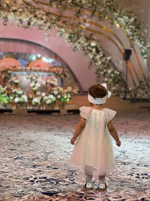 Детская нарядная платя от LCWaikiki