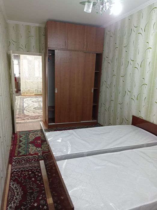 Аренда метро тинчлик 2.хонали оила берилади
