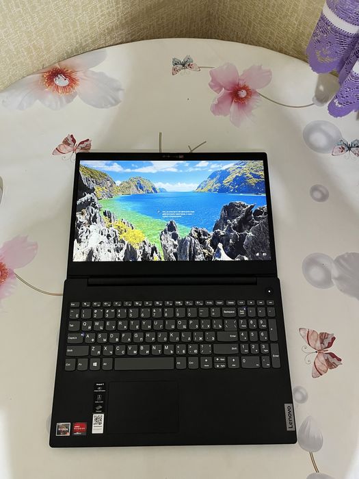 Lenovo IdeaPad 3