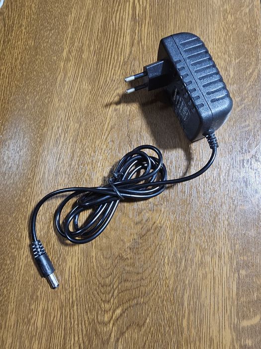 Срочно продается Зарядчик для детский электромобиль и электромотоцикл