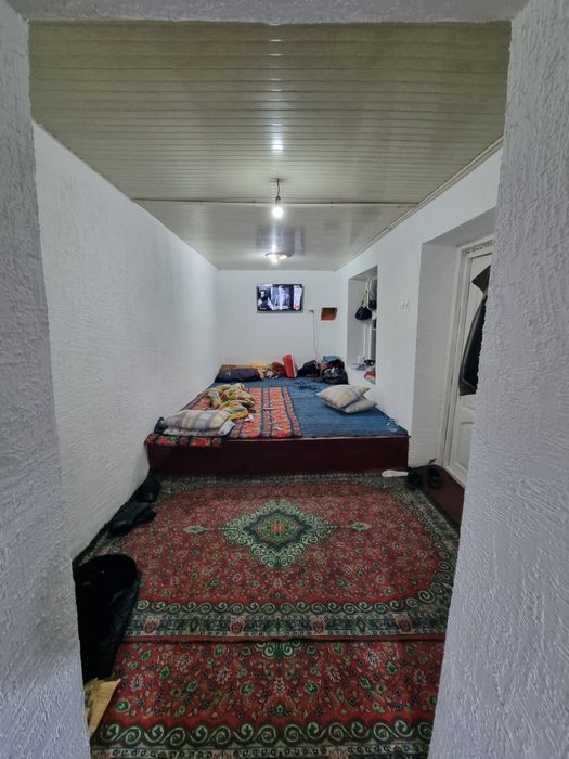 Uchastka srochniy sotiladi