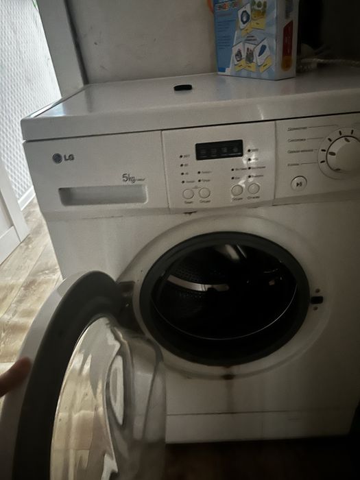 Продам стиральную машинку