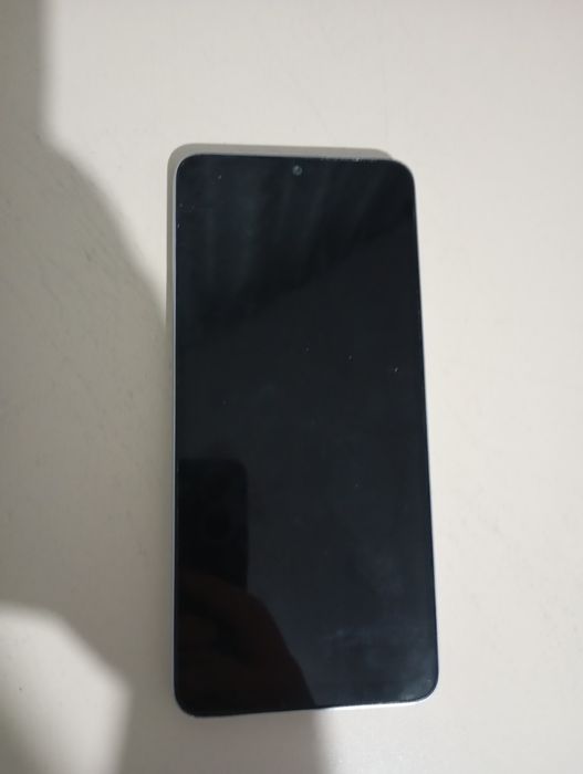 Продам телефон на запчасти