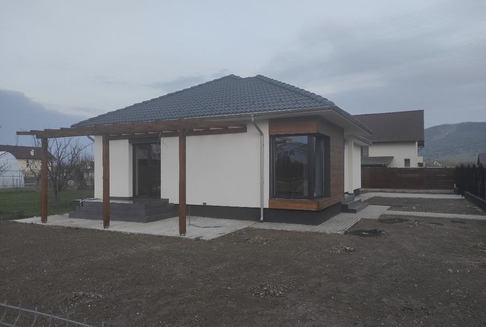 Casa parter  pe 500 mp teren