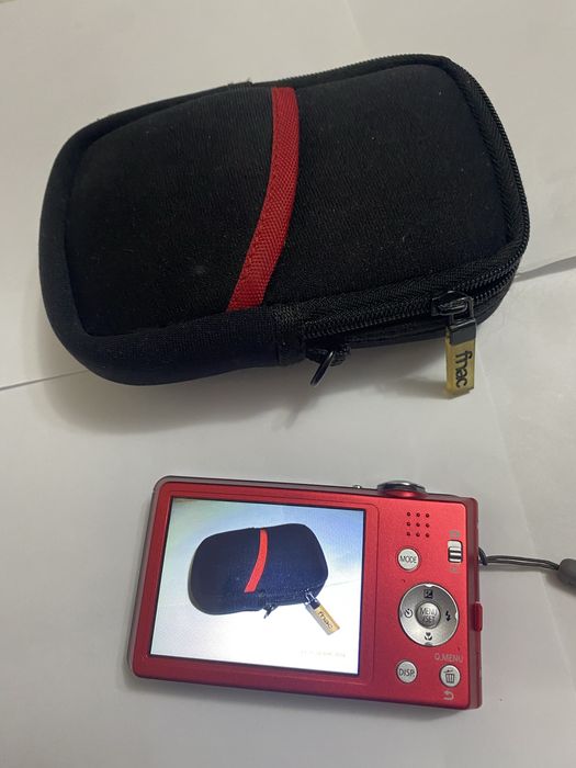 Camera Lumix DMC-FS16 14mpx 8x zoom afisare data si ora pe poze