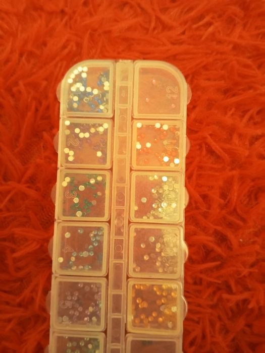 Галь лаки и все для дизайна