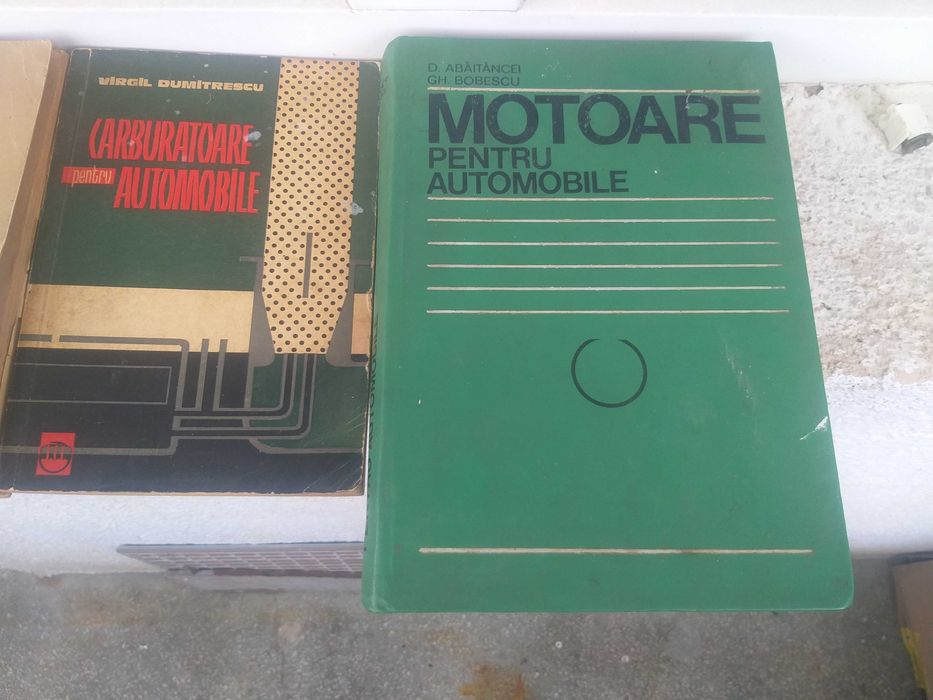 Vand lot carti de mecanica vechi