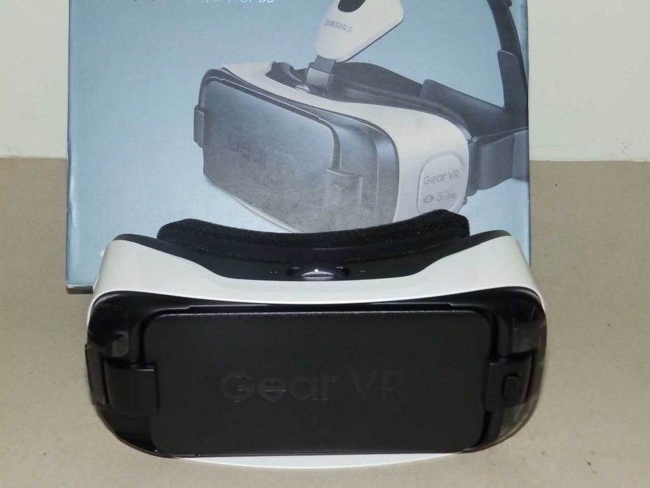 Очила за виртуална реалност Samsung gear vr