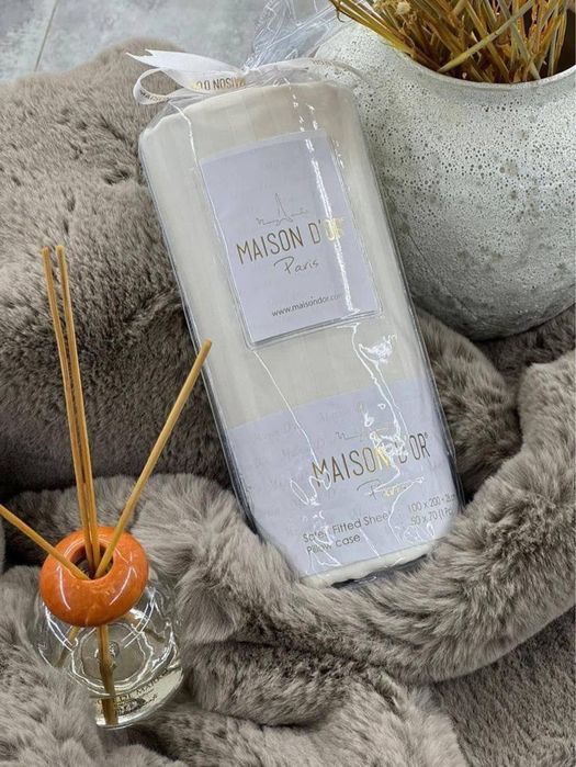 Простыни на резинке Maison Dor