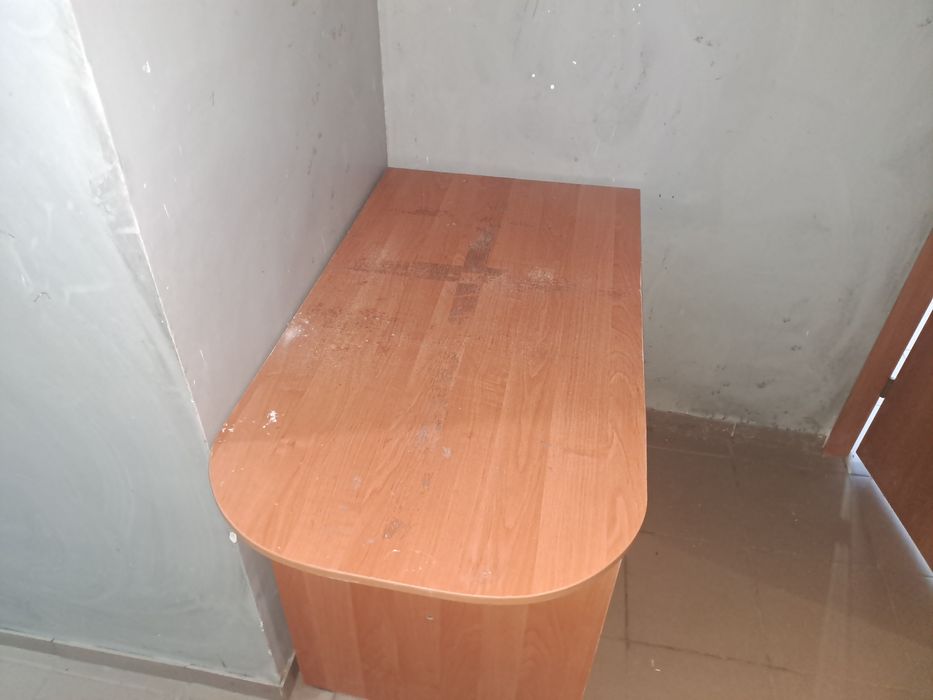 Продам стол хороший