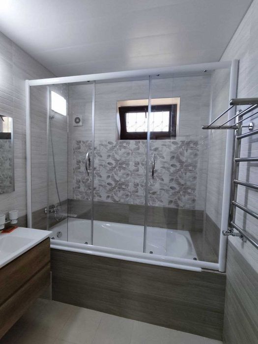 Душевая кабина Dushavoy kabina Коленные стеклянные Душевые перегородки