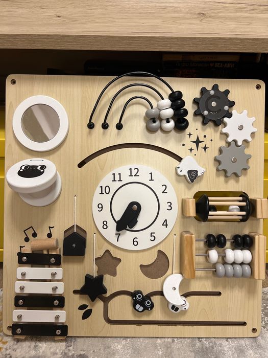 Busy board/ Бизиборд активна дъска за игра