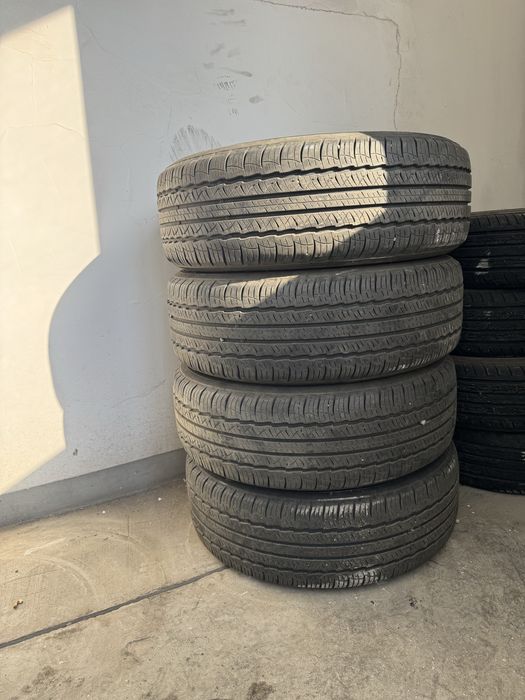 Продам летнию резину 245/65/17