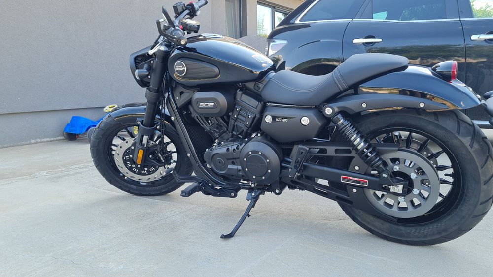 Motocicleta Benda Keeway 302