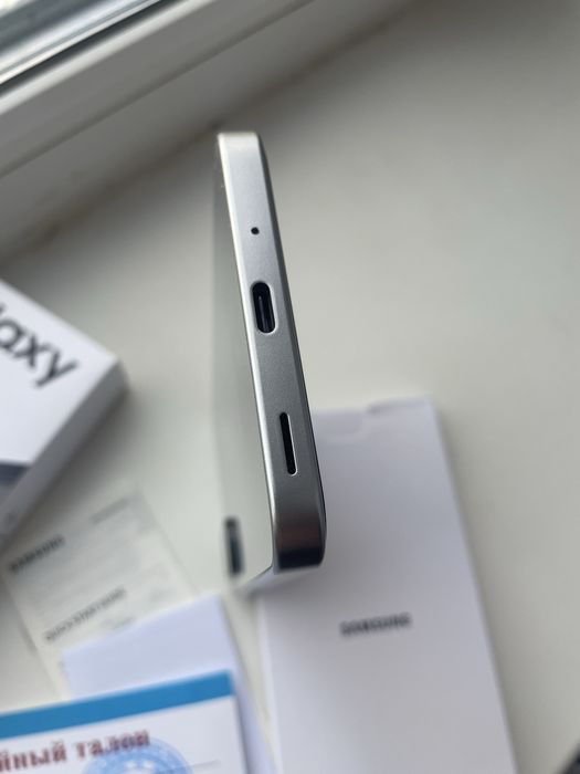 Samsung A17 6/128gb