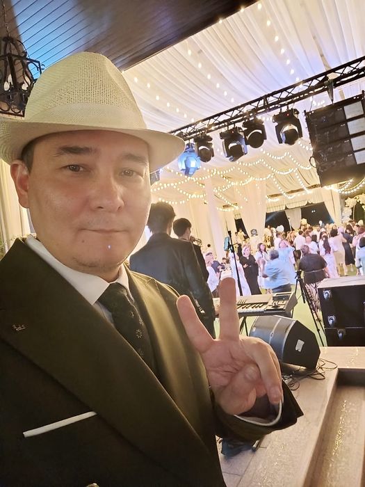 Тамада, асаба, ведущий (шоумен) каз/рус