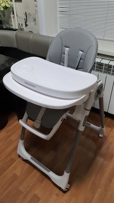 Продам стульчик для кормления Пиноккио.