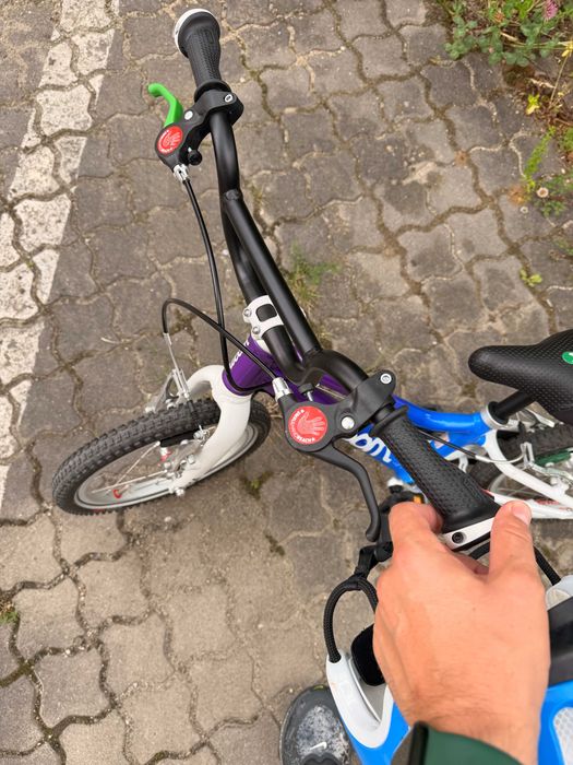 Bicicleta Woom 2 - Special Edition - Cosmic Blurple - Impecabila + Casca Woom S