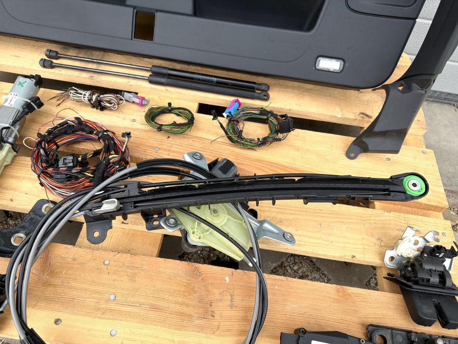 Автоматичен багажник AUDI A6 4G Комплект