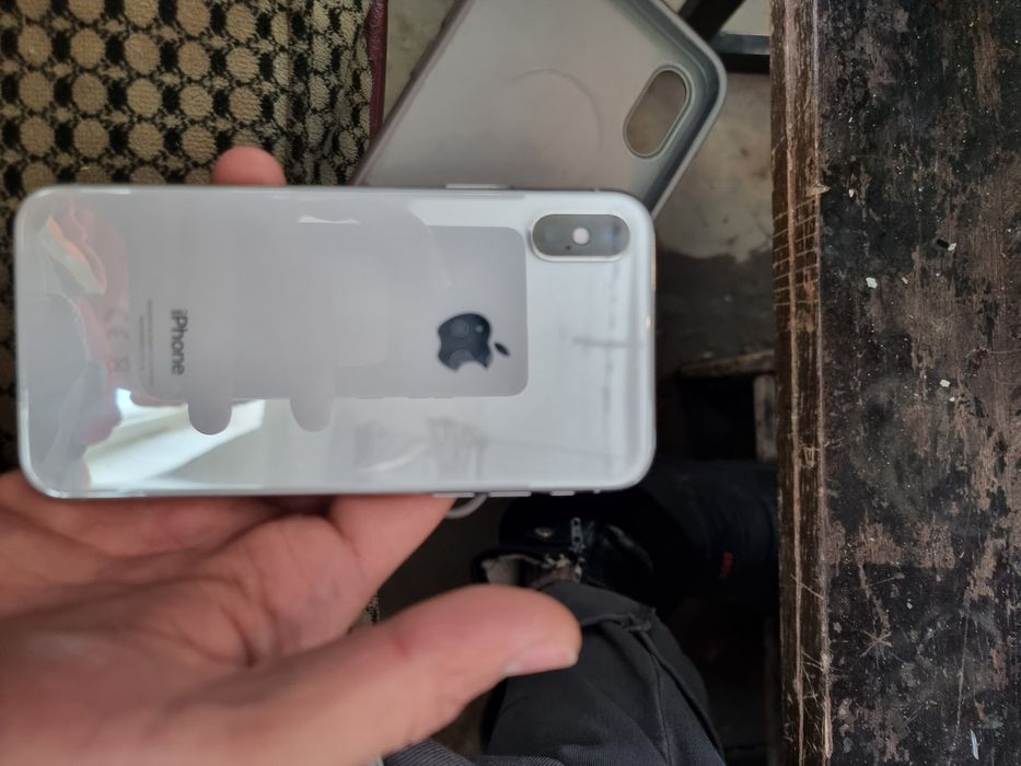 Айфон Х в отличном состоянии