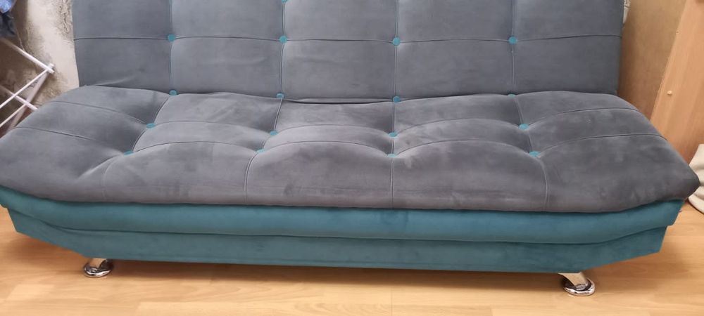 Срочно продам сломанный диван