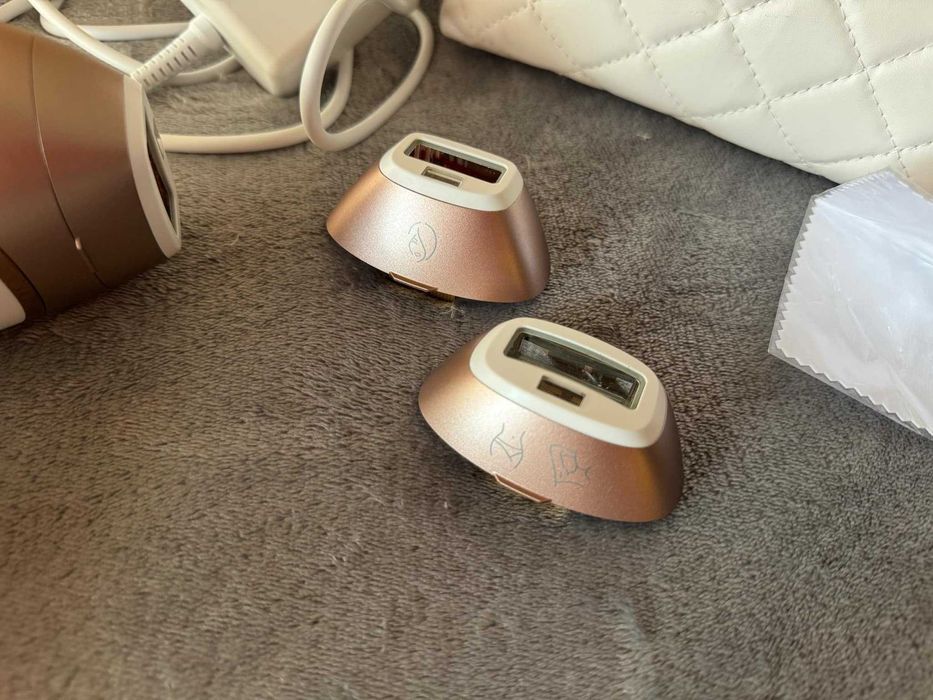 Фотоепилатор Philips Lumea IPL 9000 BRI955/00