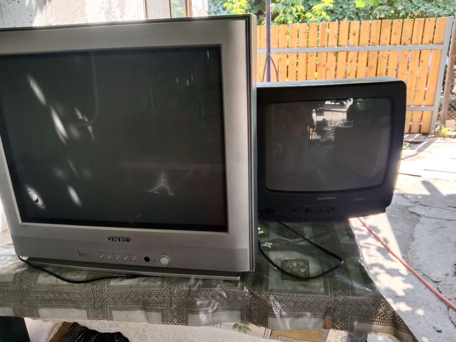 Продам телевизор