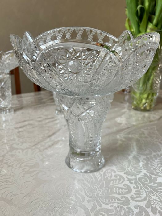Продам вазы, хрусталь