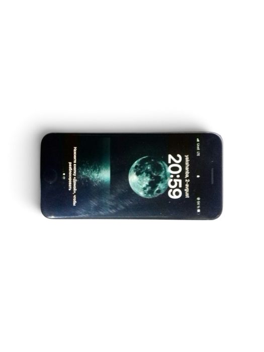 Iphone SE sotiladi