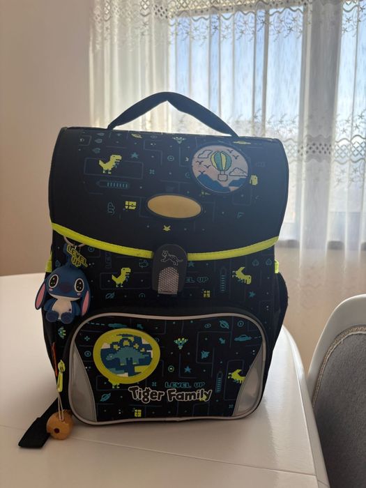 Gheozdan  si role.