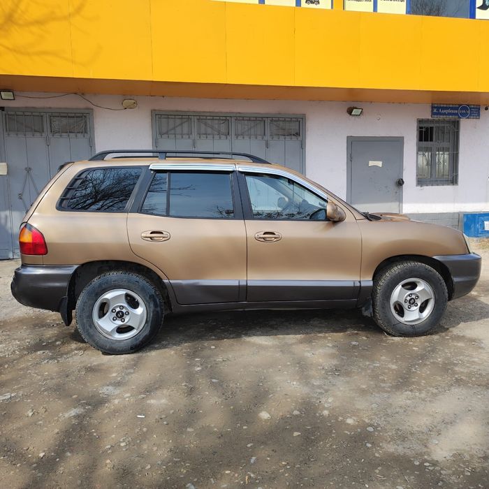 Машина Hyundai Santa Fe 2002
