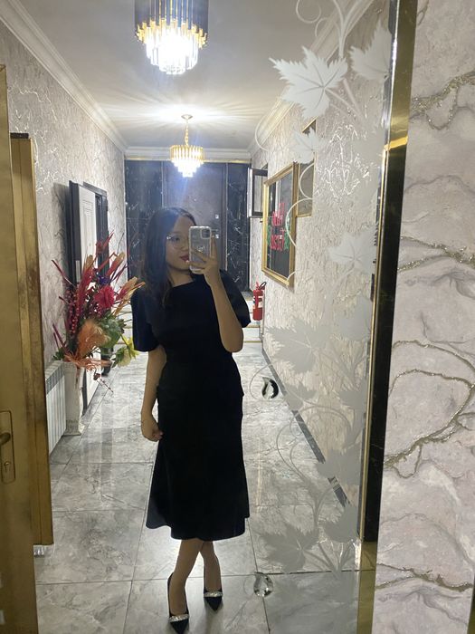 Платья по 8-10 тысяч