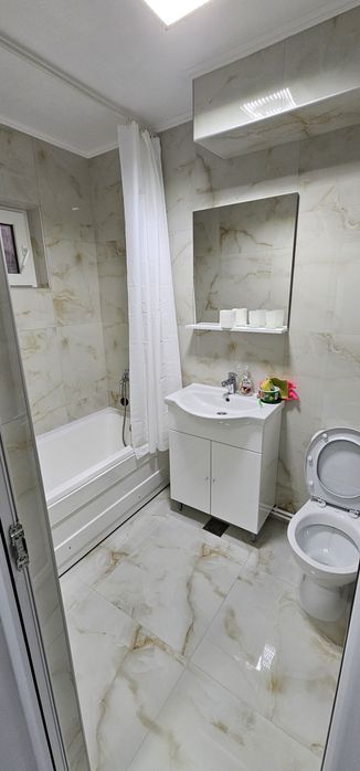 Inchiriere apartament 3 camere